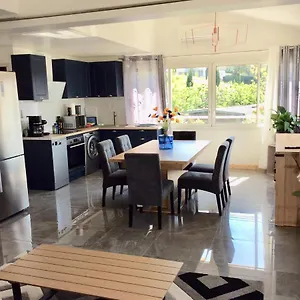 Bienvenue Chez Alain Et Marie Antibes