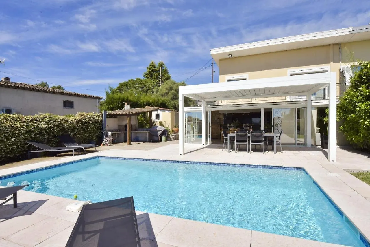 Family House With Swimming Pool & Sea View Villa Antibes